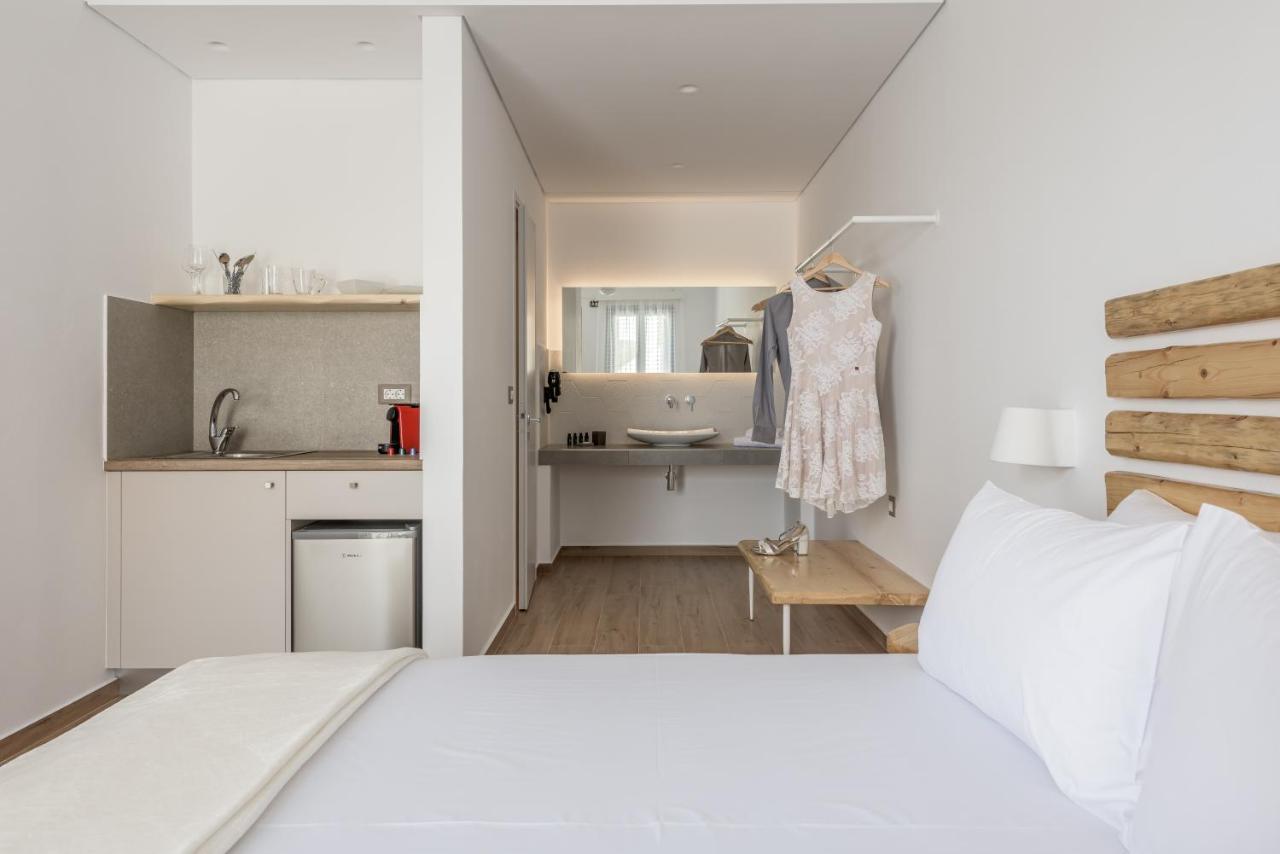 Ferienwohnung Annarita Adamantas  Exterior foto