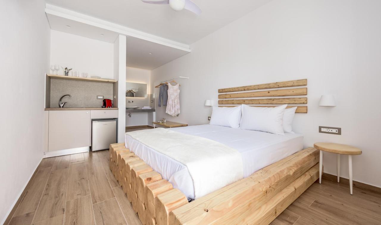 Ferienwohnung Annarita Adamantas  Exterior foto
