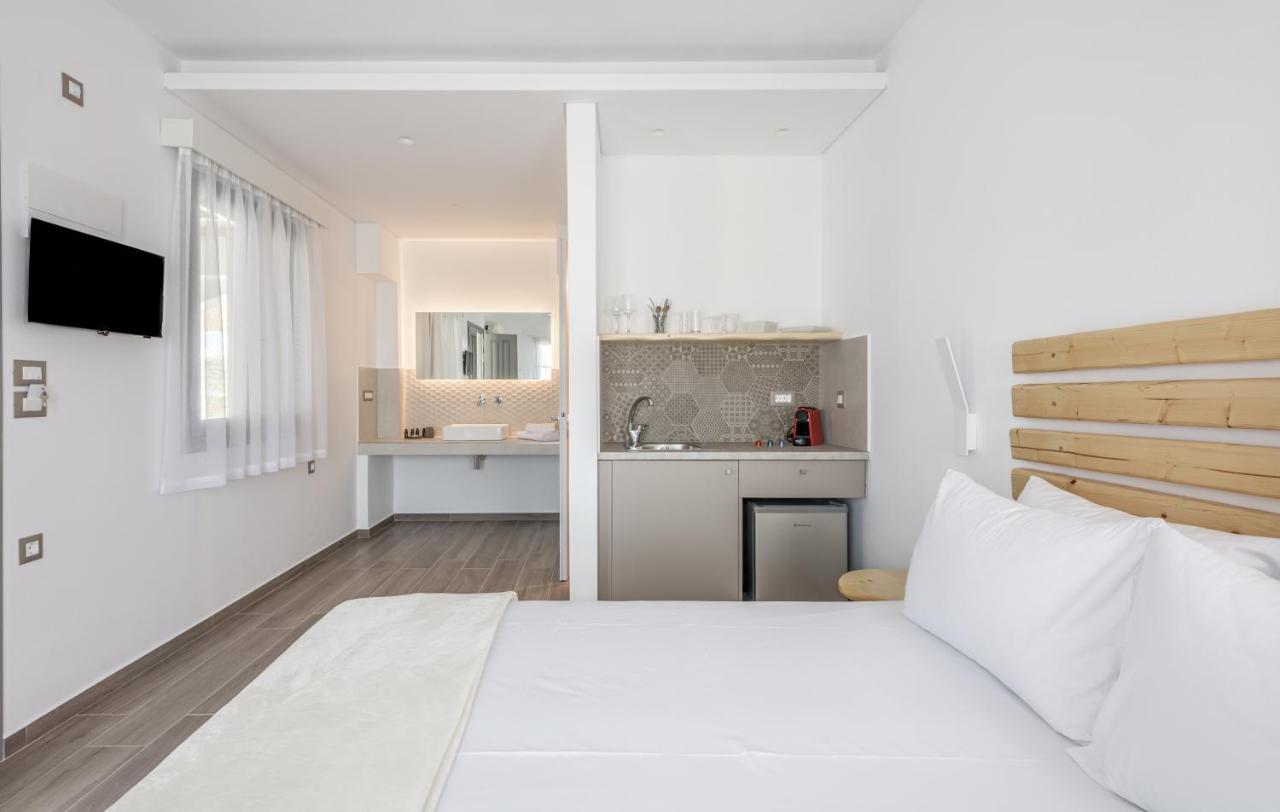 Ferienwohnung Annarita Adamantas  Exterior foto