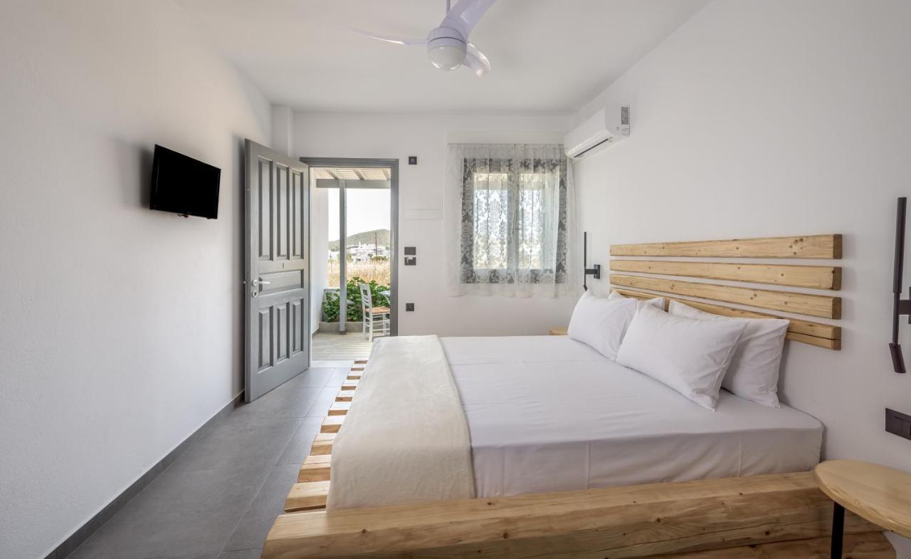 Ferienwohnung Annarita Adamantas  Exterior foto