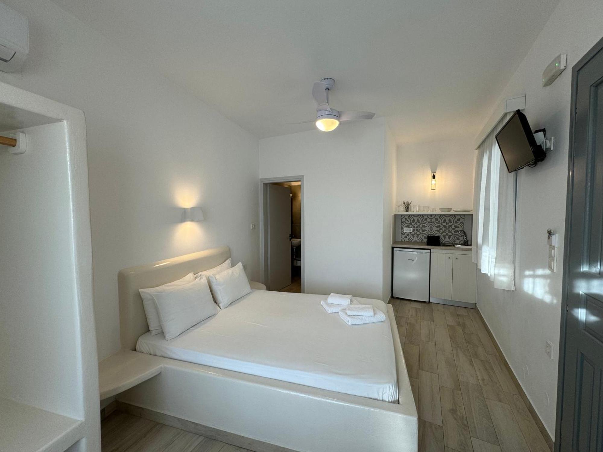 Ferienwohnung Annarita Adamantas  Zimmer foto