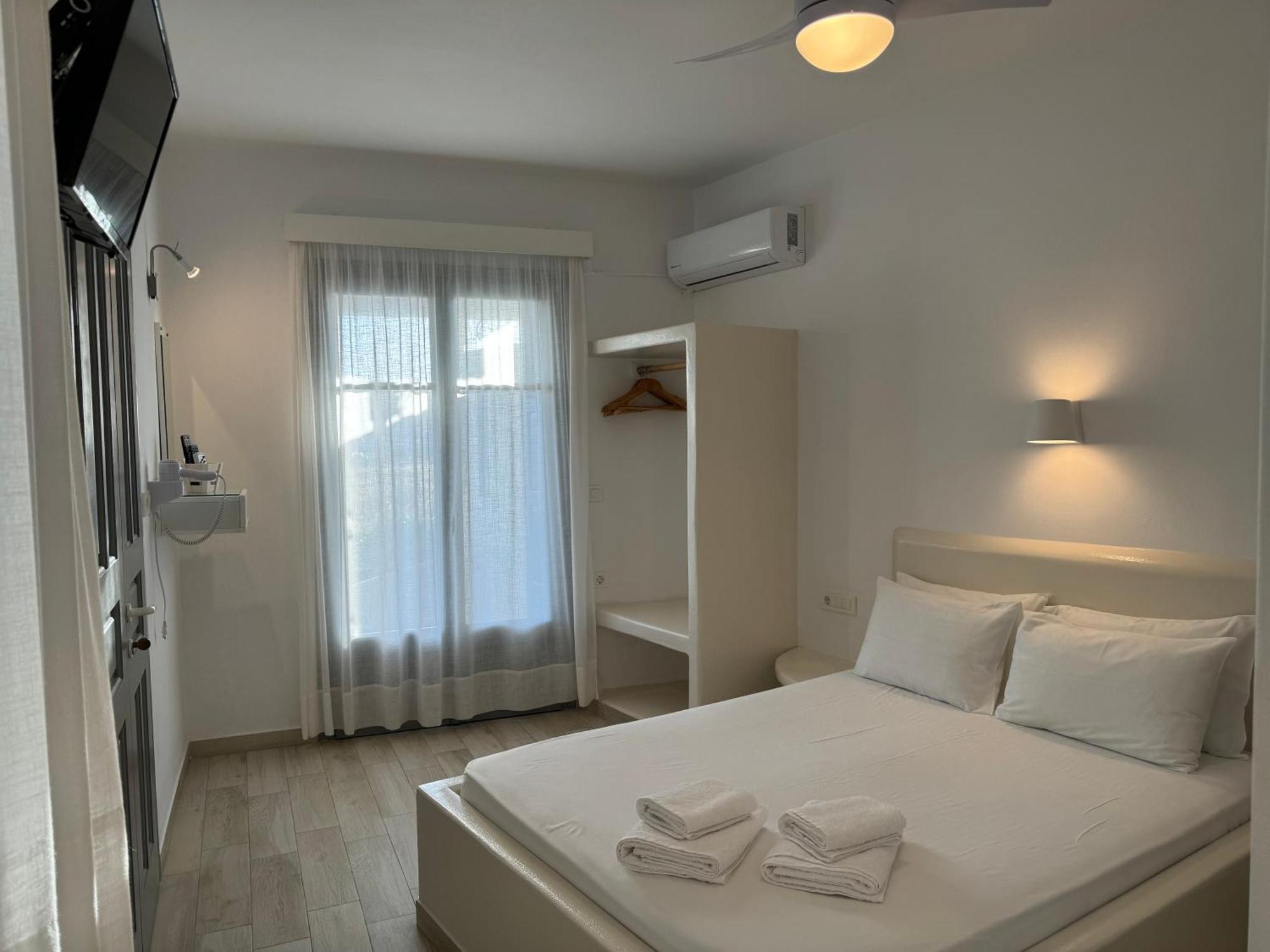 Ferienwohnung Annarita Adamantas  Zimmer foto