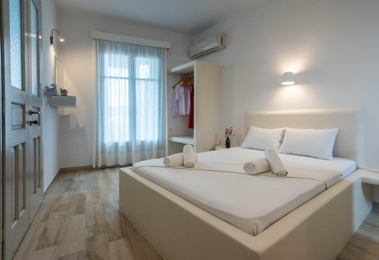 Ferienwohnung Annarita Adamantas  Exterior foto
